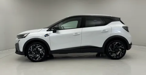 KO25UOP Renault Captur 1.6 E-Tech Full Hybrid 145 Esprit Alpine 5dr Auto Thumbnail #4