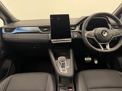 KO25UOP Renault Captur 1.6 E-Tech Full Hybrid 145 Esprit Alpine 5dr Auto Thumbnail #11