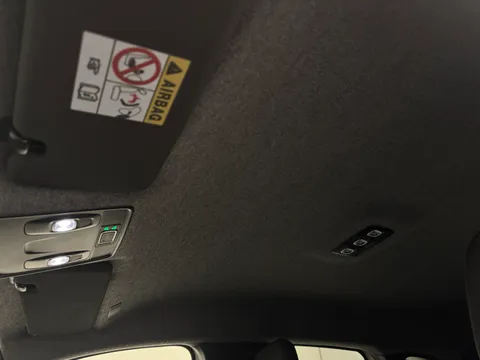 KO25UOP Renault Captur 1.6 E-Tech Full Hybrid 145 Esprit Alpine 5dr Auto Thumbnail #14