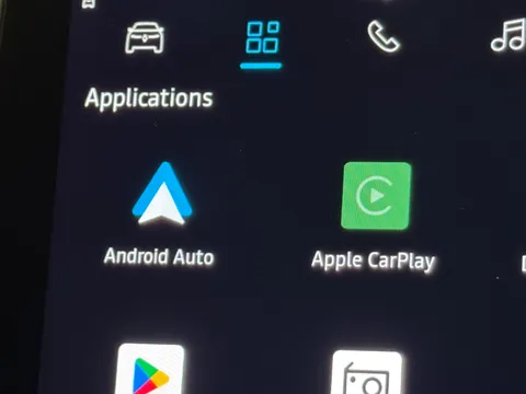 KO25UOP Renault Captur 1.6 E-Tech Full Hybrid 145 Esprit Alpine 5dr Auto Thumbnail #24