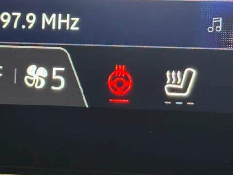 KO25UOP Renault Captur 1.6 E-Tech Full Hybrid 145 Esprit Alpine 5dr Auto Thumbnail #28