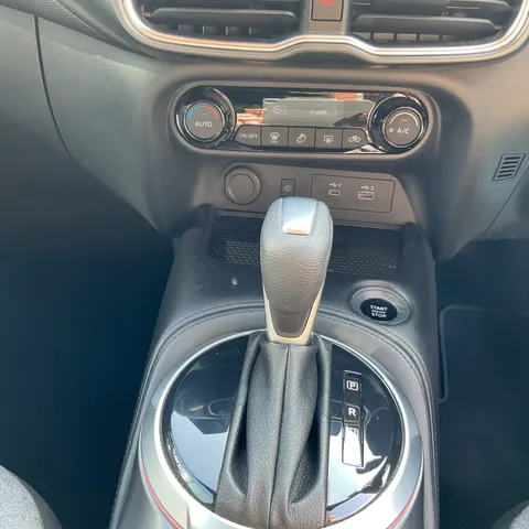 OE24XXN Nissan Juke 1.0 DiG-T N-Connecta 5dr DCT Thumbnail #11