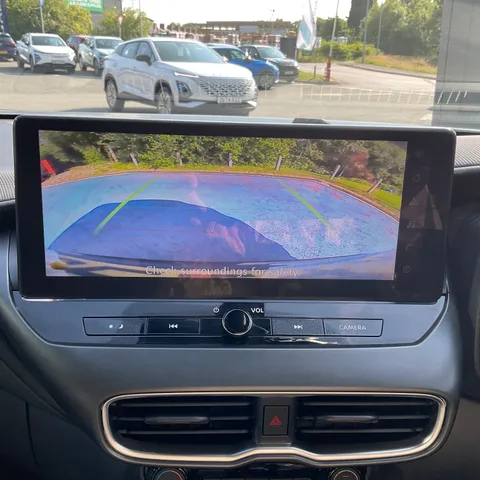 OE24XXN Nissan Juke 1.0 DiG-T N-Connecta 5dr DCT Thumbnail #17