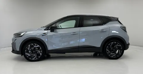 YP75FCY Renault Captur 1.6 E-Tech Full Hybrid 145 Esprit Alpine 5dr Auto Thumbnail #4
