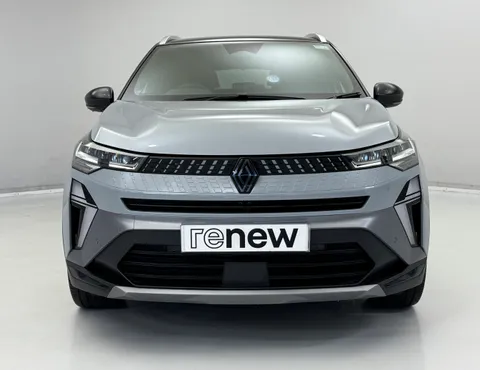 YP75FCY Renault Captur 1.6 E-Tech Full Hybrid 145 Esprit Alpine 5dr Auto Thumbnail #2