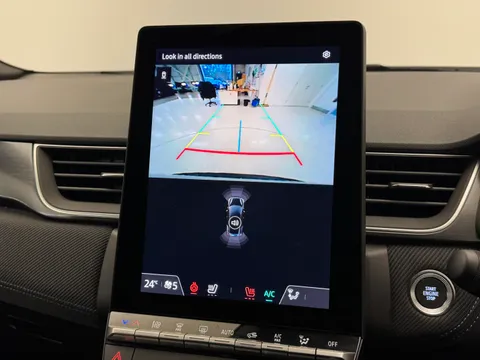 YP75FCY Renault Captur 1.6 E-Tech Full Hybrid 145 Esprit Alpine 5dr Auto Thumbnail #25