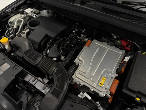 31 of 35 for RENAULT ARKANA 1.6 E-TECH Hybrid 145 R.S. Line 5dr Auto