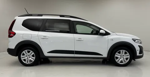 5 of 32 for Dacia Jogger 1.0 TCe Expression 5dr