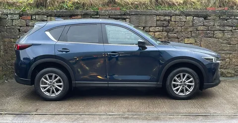 MV73AEM Mazda CX-5 2.0 e-Skyactiv G MHEV Centre-Line 5dr Auto Thumbnail #3