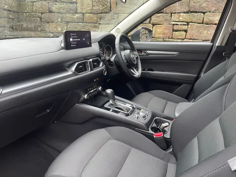 MV73AEM Mazda CX-5 2.0 e-Skyactiv G MHEV Centre-Line 5dr Auto Thumbnail #10