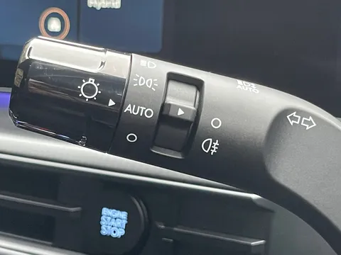 MJ75EKE Hyundai Santa Fe 1.6 TGDi Hybrid Calligraphy 5dr 4WD Auto [6 Seats] Thumbnail #23