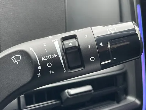 MJ75EKE Hyundai Santa Fe 1.6 TGDi Hybrid Calligraphy 5dr 4WD Auto [6 Seats] Thumbnail #24