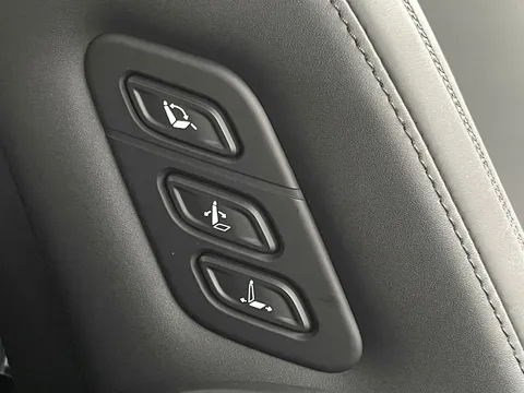 MJ75EKE Hyundai Santa Fe 1.6 TGDi Hybrid Calligraphy 5dr 4WD Auto [6 Seats] Thumbnail #28