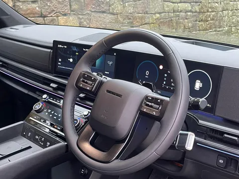 MJ75EKE Hyundai Santa Fe 1.6 TGDi Hybrid Calligraphy 5dr 4WD Auto [6 Seats] Thumbnail #26