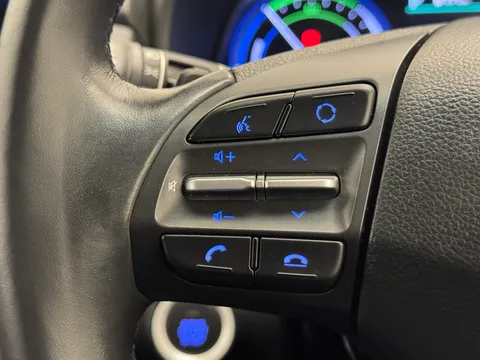 21 of 40 for Hyundai Kona 1.6 GDi Hybrid Premium SE 5dr DCT