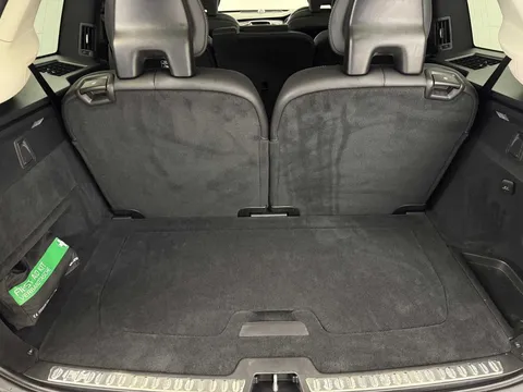 DP72GZA Volvo XC90 2.0 B5P Ultimate Dark 5dr AWD Geartronic Thumbnail #26