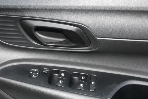 DX74ZXC Hyundai i20 1.0T GDi Advance 5dr Thumbnail #25