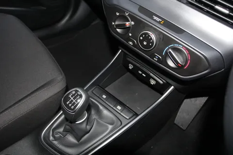 DX74ZXC Hyundai i20 1.0T GDi Advance 5dr Thumbnail #20