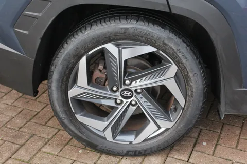 WL22BCY Hyundai Tucson 1.6 TGDi Plug-in Hybrid Ultimate 5dr 4WD Auto Thumbnail #11