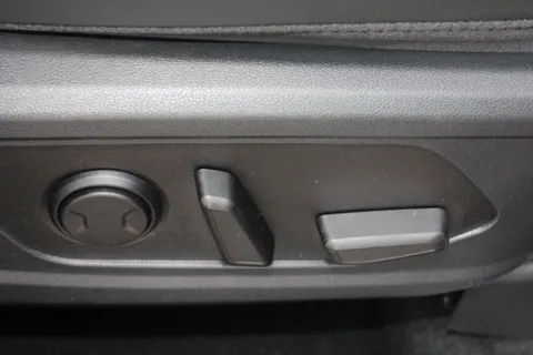 WL22BCY Hyundai Tucson 1.6 TGDi Plug-in Hybrid Ultimate 5dr 4WD Auto Thumbnail #27