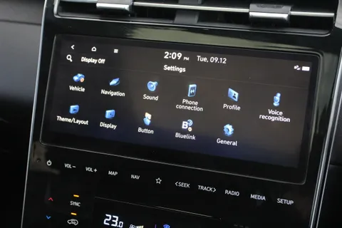 WL22BCY Hyundai Tucson 1.6 TGDi Plug-in Hybrid Ultimate 5dr 4WD Auto Thumbnail #19