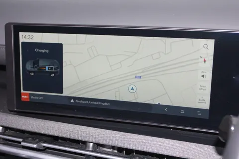 EF24WMW Hyundai Tucson 1.6T Plug-in Hybrid Premium 5dr 4WD Auto Thumbnail #17