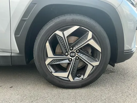 DC71FYU Hyundai Tucson 1.6 TGDi Ultimate 5dr 2WD Thumbnail #11
