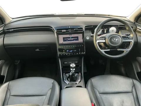 DC71FYU Hyundai Tucson 1.6 TGDi Ultimate 5dr 2WD Thumbnail #17