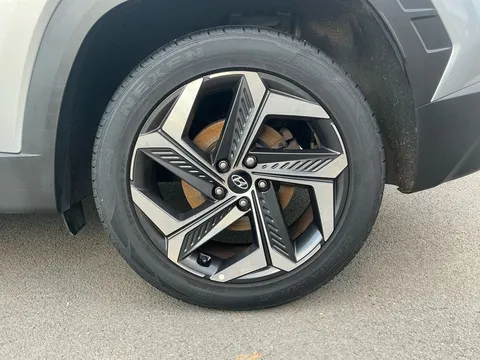 DC71FYU Hyundai Tucson 1.6 TGDi Ultimate 5dr 2WD Thumbnail #14