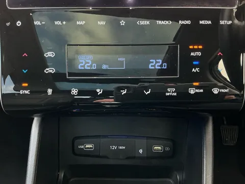 DC71FYU Hyundai Tucson 1.6 TGDi Ultimate 5dr 2WD Thumbnail #22