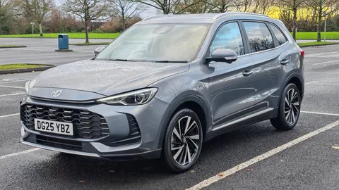 DG25YBZ Mg Motor Uk Zs 1.5 Hybrid+ Trophy 5dr Auto Thumbnail #15