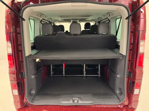 DS75FNO Renault Trafic Sl28 Extra Blue Dc SL28 Sport Minibus Double Cab 5dr Diesel EDC L1 H1 Euro 6 (s/s) ( Thumbnail #9