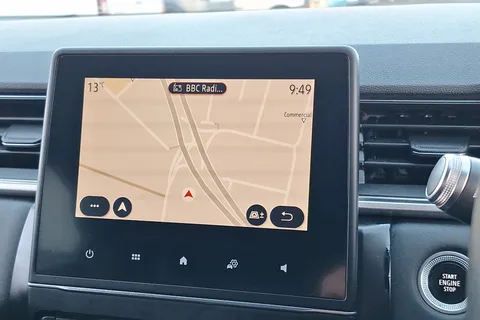 HV20UGB Renault Captur 1.3 TCE 130 Iconic 5dr Thumbnail #37