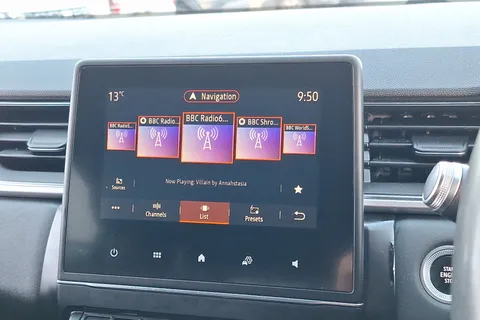 HV20UGB Renault Captur 1.3 TCE 130 Iconic 5dr Thumbnail #40