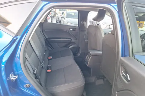 HV20UGB Renault Captur 1.3 TCE 130 Iconic 5dr Thumbnail #31