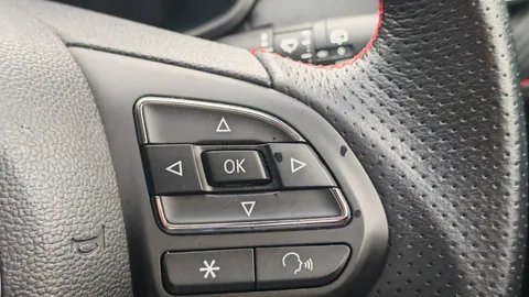 DG23YNR Mg Motor Uk Zs 1.0T GDi Exclusive 5dr Thumbnail #5