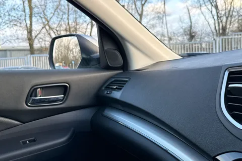 27 of 39 for Honda CR-V 2.0 i-VTEC EX 5dr Auto