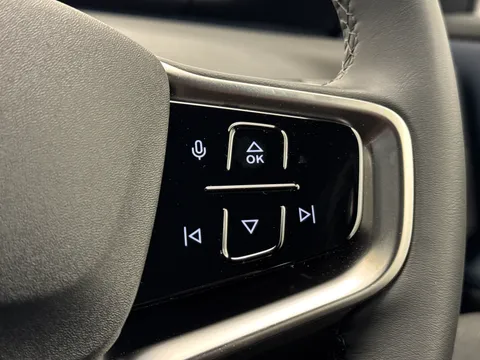 DV75KYB Volvo Ex30 315kW Twin Motor Performance Plus 69kWh 5dr Auto Thumbnail #23