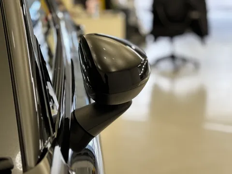 DV75KYB Volvo Ex30 315kW Twin Motor Performance Plus 69kWh 5dr Auto Thumbnail #29