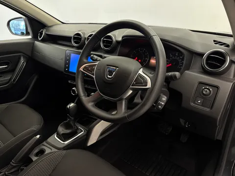 DS71UPD Dacia Duster 1.3 TCe 150 Prestige 5dr EDC Thumbnail #20