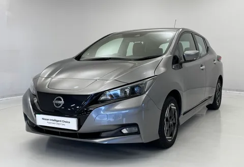 6 of 34 for Nissan LEAF 110kW Acenta 39kWh 5dr Auto