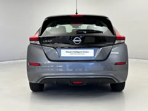 9 of 34 for Nissan LEAF 110kW Acenta 39kWh 5dr Auto