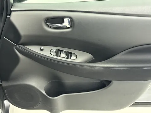 20 of 34 for Nissan LEAF 110kW Acenta 39kWh 5dr Auto