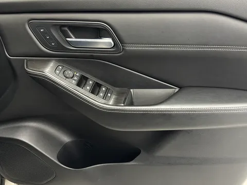 OW24NGG Nissan X-Trail 1.5 E-Power E-4orce 213 N-Trek 5dr [7 Seat] Auto Thumbnail #25