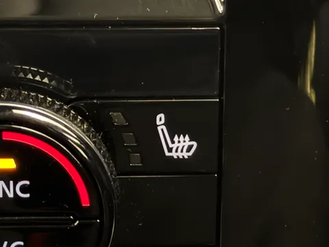 OW24NGG Nissan X-Trail 1.5 E-Power E-4orce 213 N-Trek 5dr [7 Seat] Auto Thumbnail #36