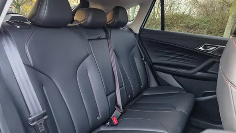 DG75NFN Mg Motor Uk Hs 1.5 T-GDI PHEV Trophy 5dr Auto Thumbnail #2