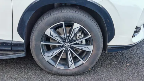 DG75NFN Mg Motor Uk Hs 1.5 T-GDI PHEV Trophy 5dr Auto Thumbnail #25