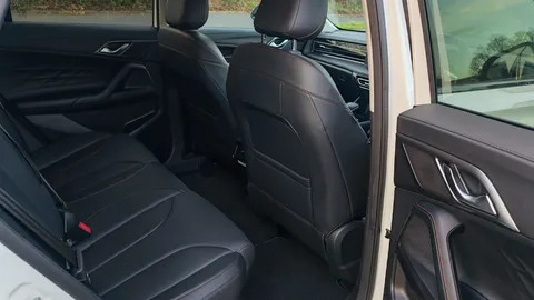 DG75NFN Mg Motor Uk Hs 1.5 T-GDI PHEV Trophy 5dr Auto Thumbnail #50