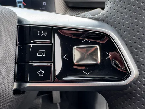 DG75NHH Mg Motor Uk MGS5 125kW SE EV 49kWh 5dr Auto Thumbnail #29