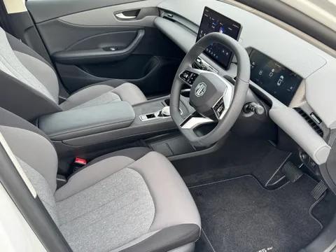 DG75NHH Mg Motor Uk MGS5 125kW SE EV 49kWh 5dr Auto Thumbnail #37